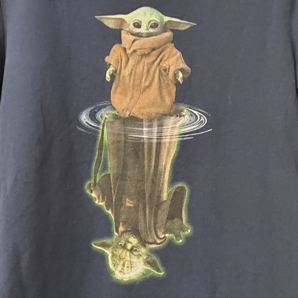 Baby‎ Yoda / Grogu And Yoda Graphic Womens Tee Sz Medium - Picture 3 of 4